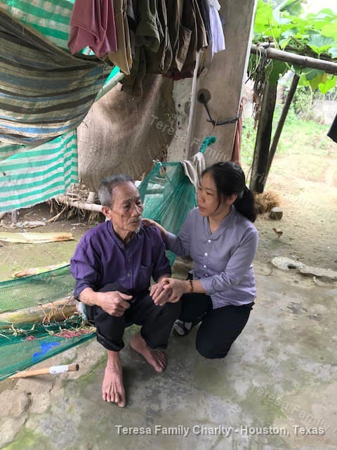 Hình ảnh phát gạo tại Vietnam 23